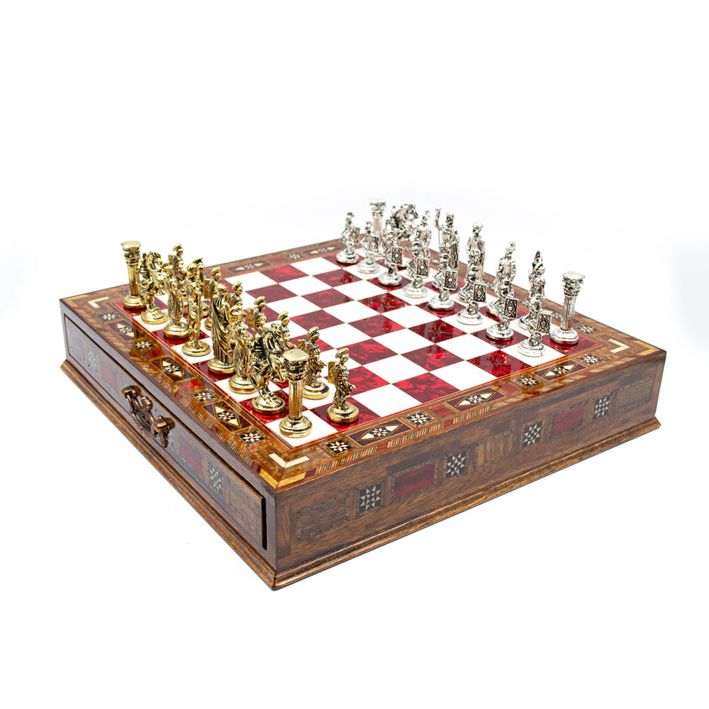 Schachspiel aus Holz mit Aufbewahrung – Römisches Design in Blau, handgefertigt & personalisierbar, 32 & 38 cm