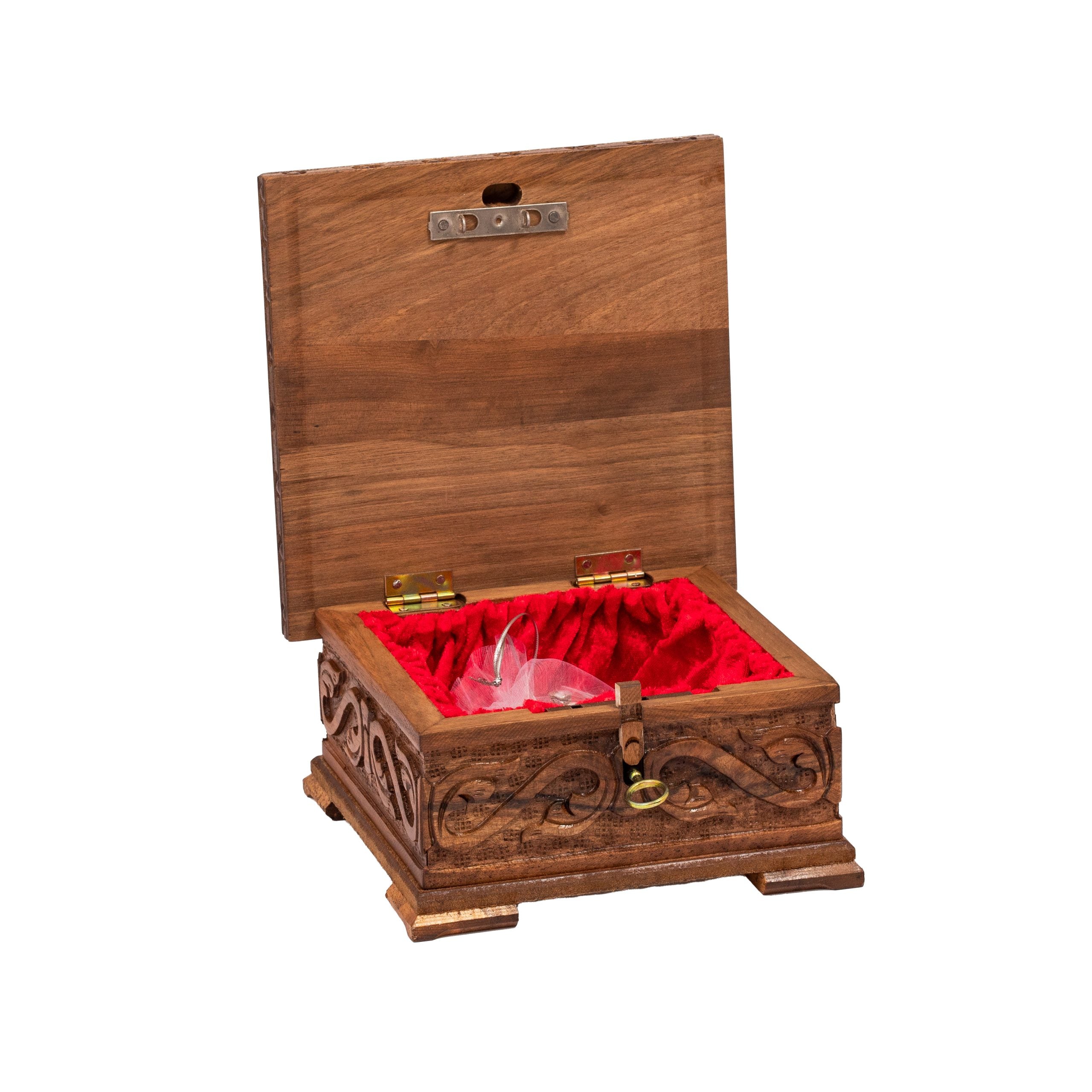 Schachspiel aus Nussbaum-Holz mit verborgenem Schloss und Aufbewahrung – Schachatelier