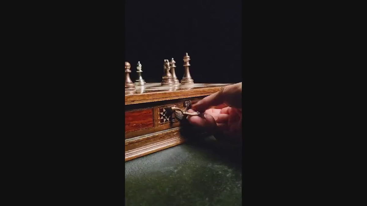 close up to chess set, every detail in handmade chess set